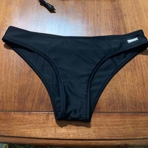 NWOT Blackbough Black Moderate Bottoms